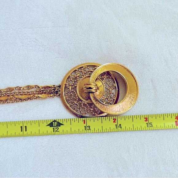 Vintage MONET 70's Doorknocker Style Double Chain Pendant Necklace, Door Knocker - Picture 12 of 13